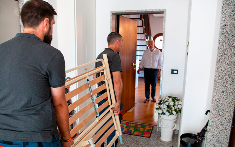 consegna-montaggio-letti-ortopedici-02 Consegna e Montaggio Letti ortopedici