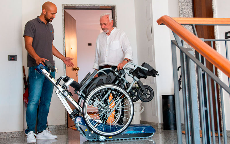 Saliscale per disabili Bologna