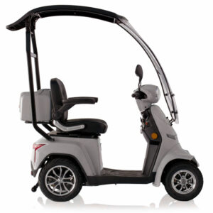 scooter elettrico vega4 con cappottina rigida